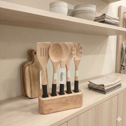 Image of طقم توزيع 5 قطع بستاند خشبي