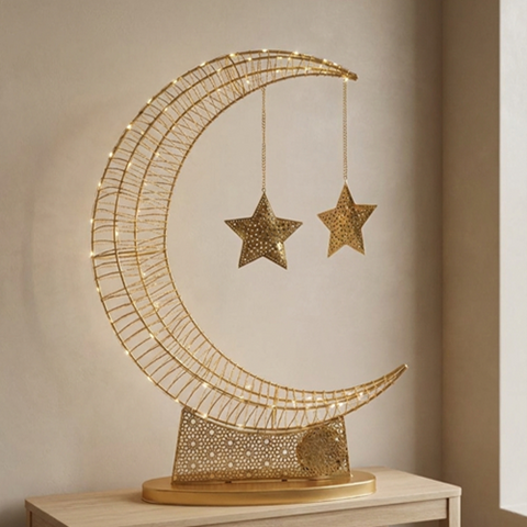 Image of هلال مضيء بعلاقات نجوم