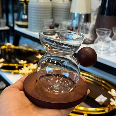 Image of طقم فناجين بومبيه 12 قطعة بالكوستر