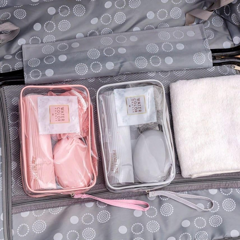 Image of شنطة العناية الشخصية للسفر