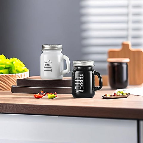 Image of طقم 2 برطمان للملح والفلفل