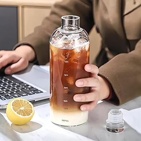 Image of زجاجة مدرجة بالتوقيت من الزجاج