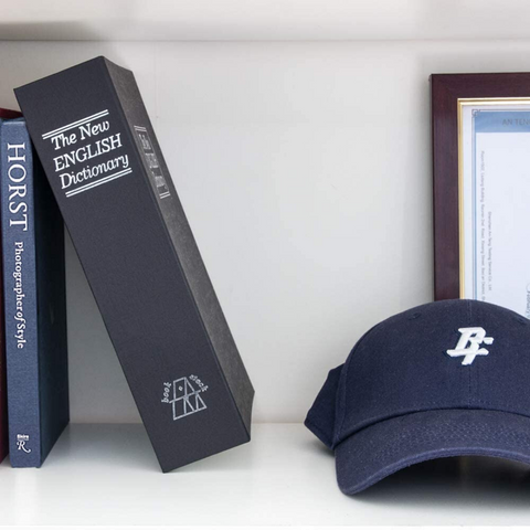 Image of خزنة شكل كتاب