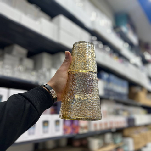 Image of قارورة مياه + كوب