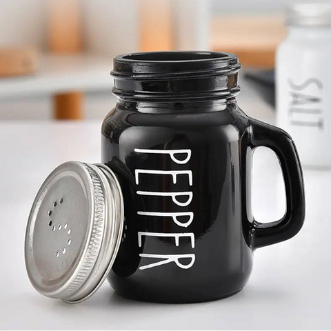 Image of طقم 2 برطمان للملح والفلفل