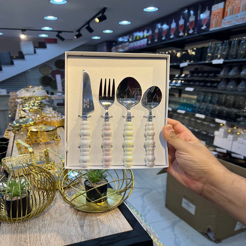 Image of طقم معالق شكل لؤلؤ  4 قطع