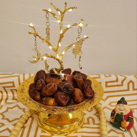 Image of تمرية مضيئة شكل شجرة