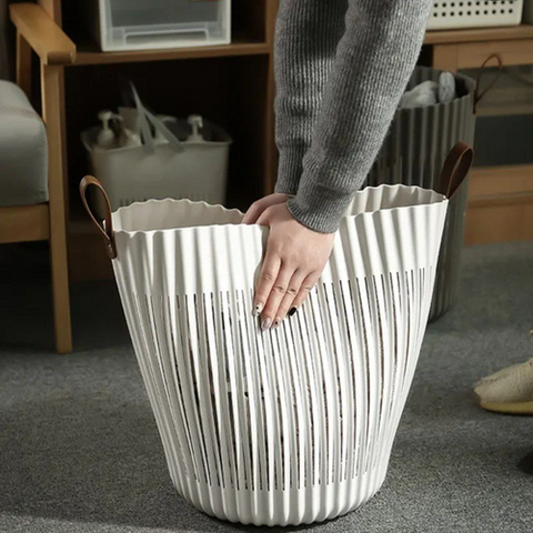 Image of باسكت بلاستيك بيد جلد