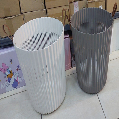 Image of باسكت بلاستيك بيد جلد