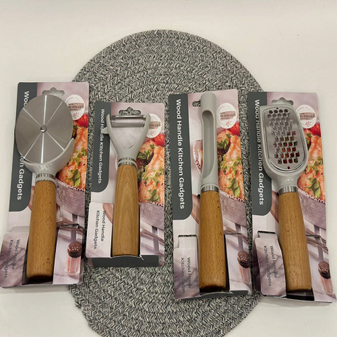 Image of طقم رفايع بيد خشب 4 قطع