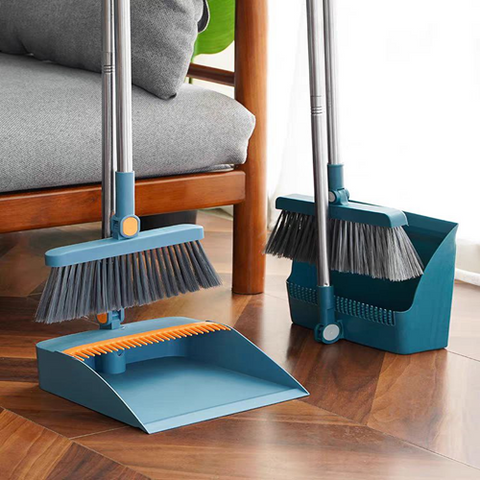 Image of طقم جاروف بالمقشة