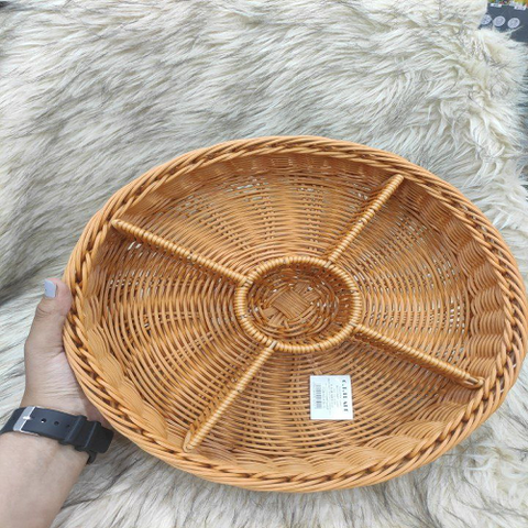 Image of صينية رتان مقسمة