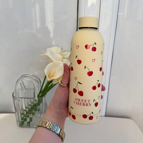 Image of زجاجة ستانلس برسومات