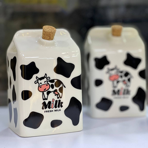 Image of زجاجة لبن بورسلين