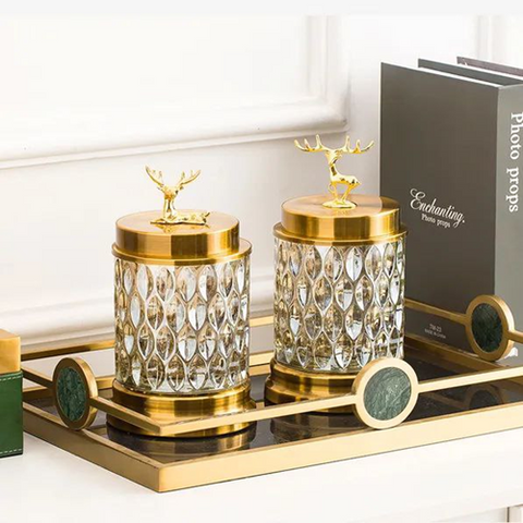 Image of بونبونيرة بغطاء شكل غزالة