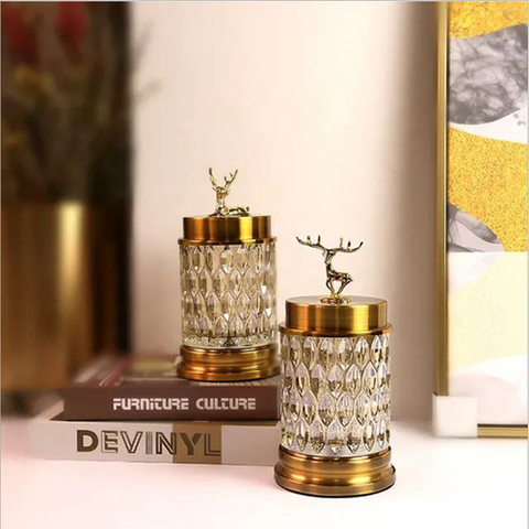 Image of بونبونيرة بغطاء شكل غزالة