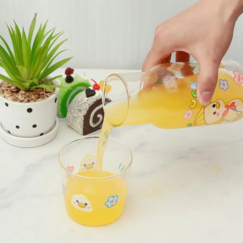 Image of قارورة بالكوب بأشكال كرتونية