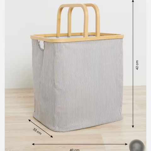 Image of باسكت غسيل بيد خشب