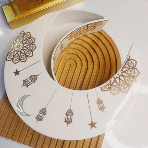 Image of طبق بورسلين شكل هلال