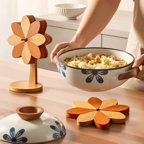 كوسترات بستاند شكل وردة