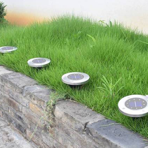 Image of مصابيح اضاءه بالطاقة الشمسية