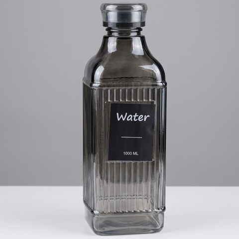 Image of زجاجة مياه مضلعة 1 لتر