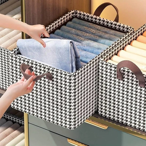 منظم ملابس بقوائم معدن