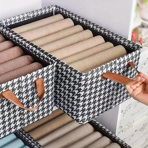 Image of منظم ملابس بقوائم معدن