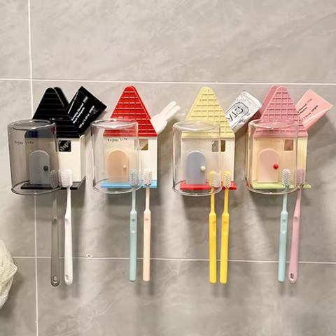 Image of منظم فرش الأسنان شكل بيت