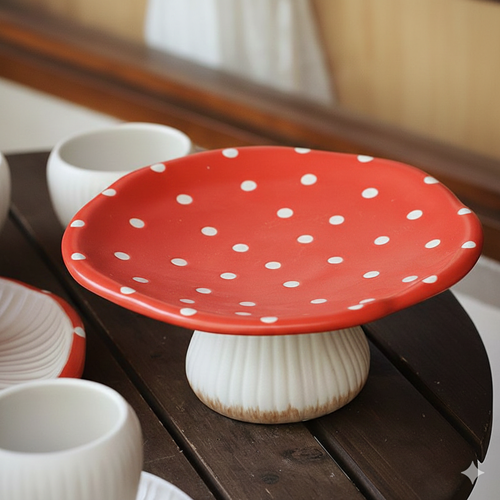 طبق تقديم شكل مشروم