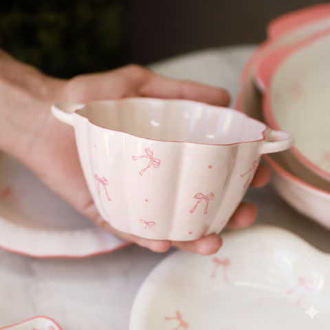 Image of بولة بيد شكل فيونكة