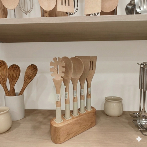 طقم توزيع 5 قطع بستاند خشبي