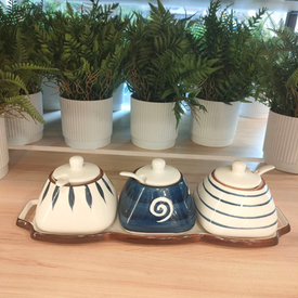 طقم برطمانات 3 قطع بحامل بورسلين