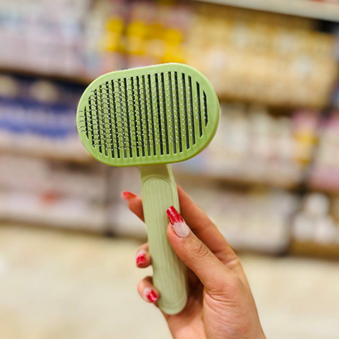 Image of فرشاة تنظيف وبر الحيوانات