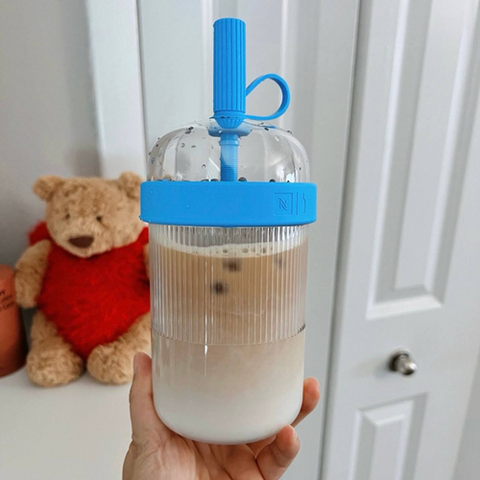 Image of كوب آيس كوفي بغطاء وشاليموه سيليكون