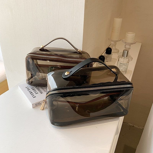 شنطة ميكب شفافة