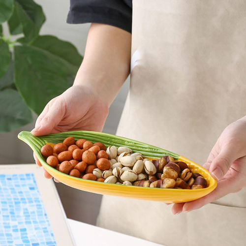 سرفيس شكل ذرة