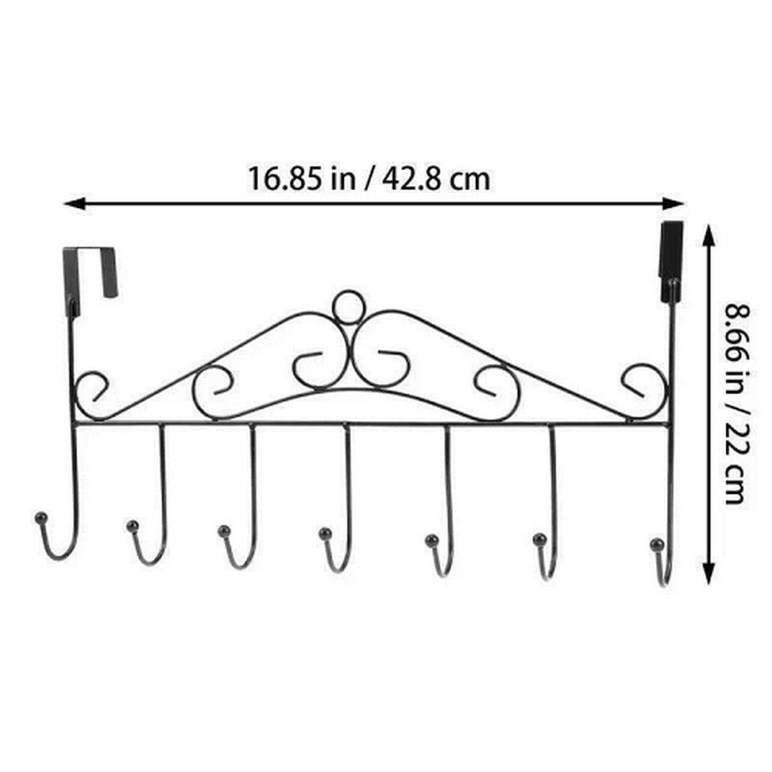شماعة خلف الباب