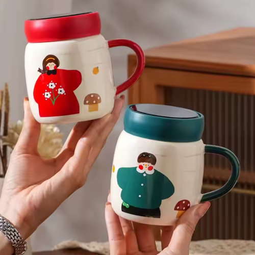 مج بغطاء برسومات كرتونية