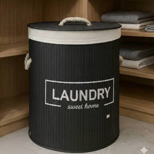 سلة غسيل باللون الأسود