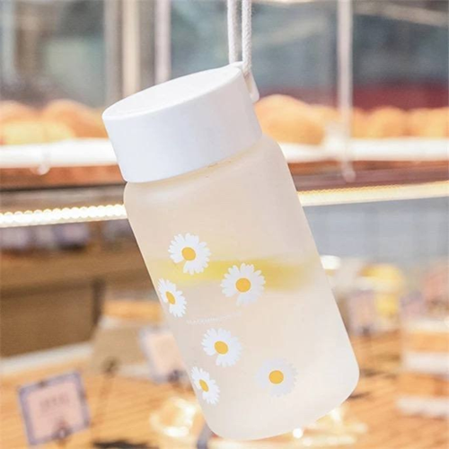 زجاجة مياه White Flower