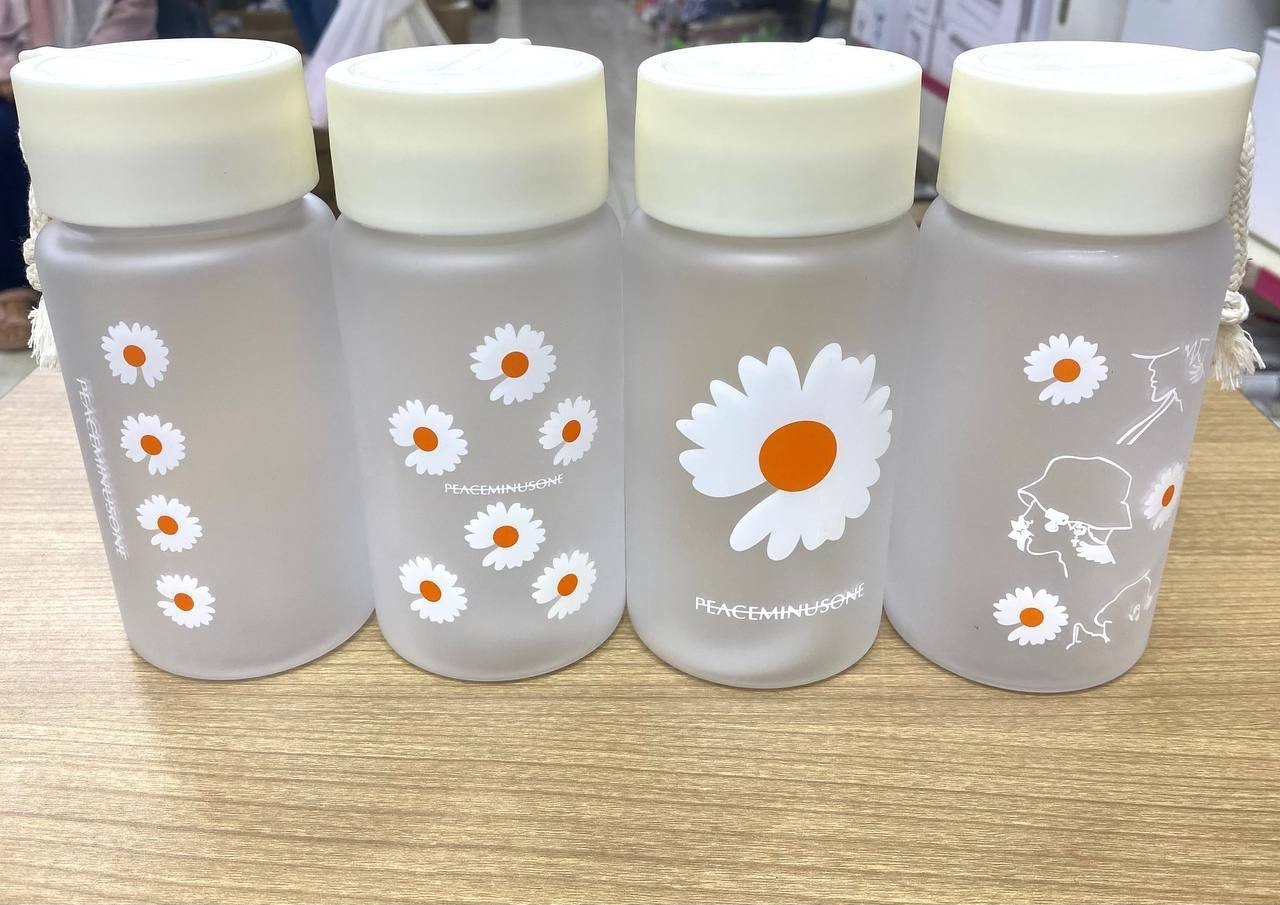 زجاجة مياه White Flower