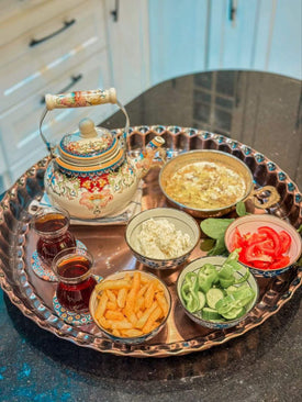 صينية نحاس لتقديم الطعام