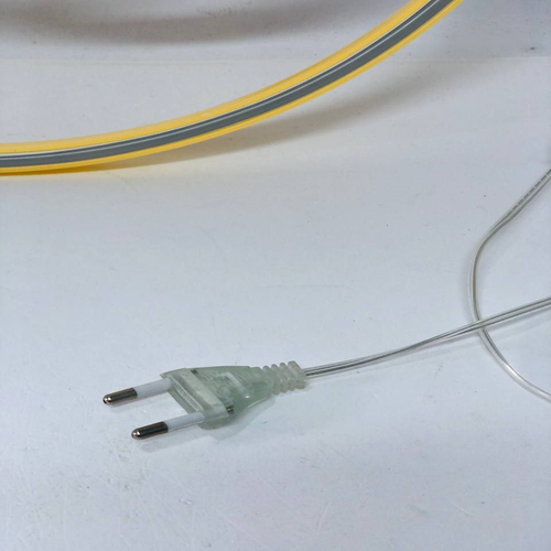 هلال بنجمة مضيئة