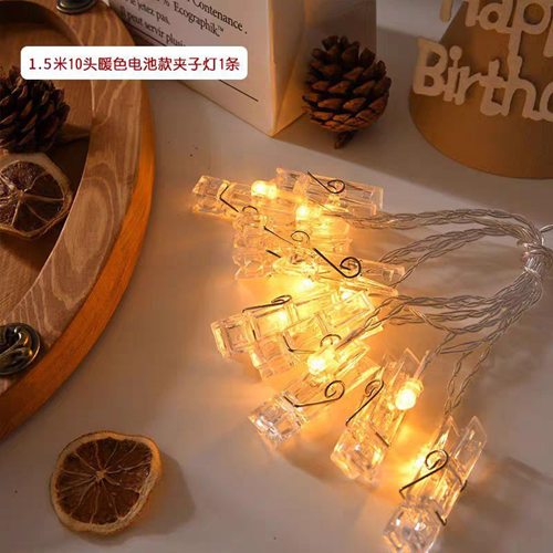 شريط إضاءة بمشبك للصور