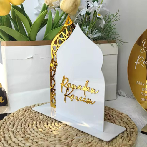 ستاند ديكور رمضان كريم