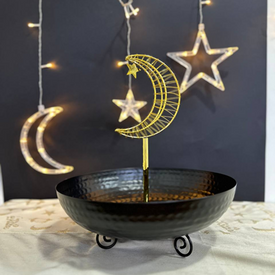 طبق ياميش شكل هلال