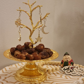 تمرية مضيئة شكل شجرة