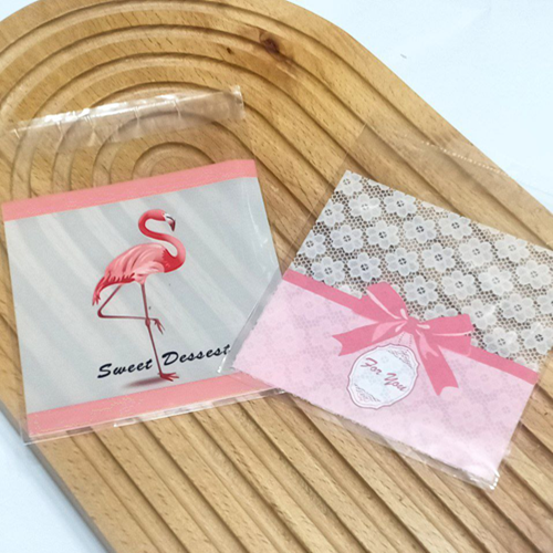 أكياس البسكويت والكوكيز