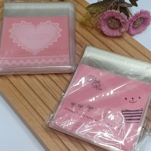 أكياس البسكويت والكوكيز